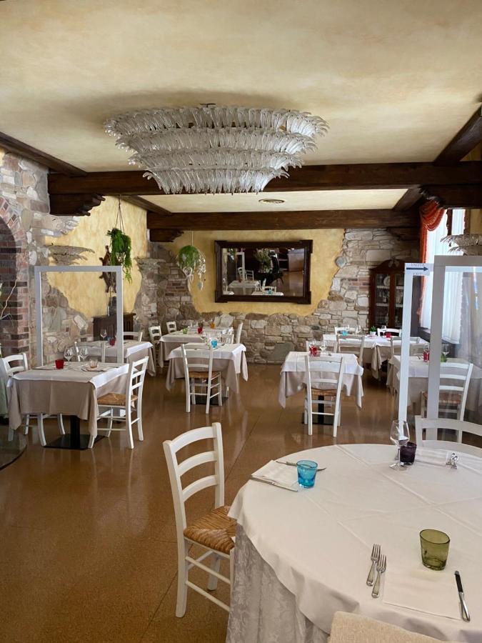Locanda Ferrari Goro Eksteriør billede