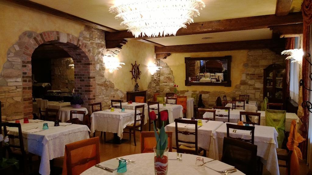 Locanda Ferrari Goro Eksteriør billede