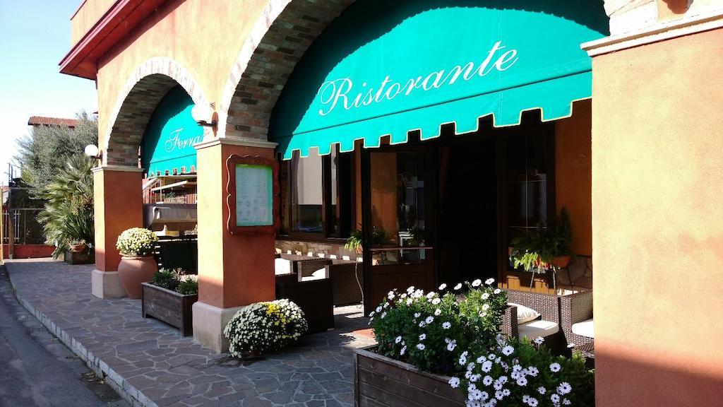 Locanda Ferrari Goro Eksteriør billede