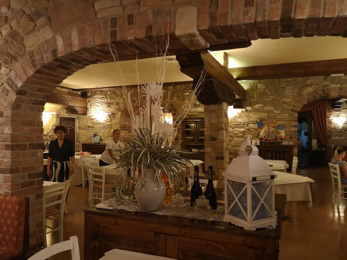 Locanda Ferrari Goro Eksteriør billede